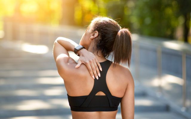 Zdrowy biegacz – czy bieganie obciąża kręgosłup? 