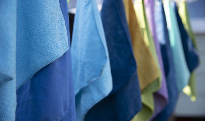 Ręczniki z mikrofibry – dlaczego są tak popularne?