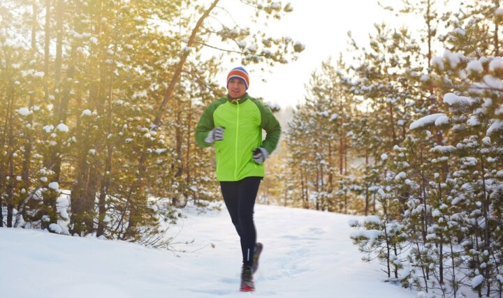 Bieganie w zimie – poradnik dobrego zimowego treningu