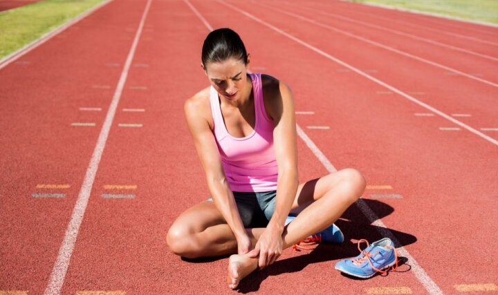Ból pięty po bieganiu – co go powoduje?